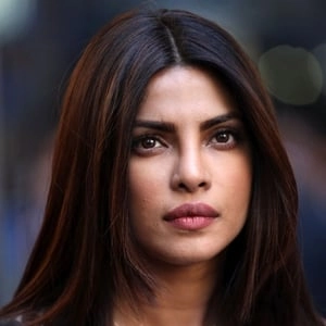 Assistir Priyanka Chopra Jonas online grátis no Superfilmes