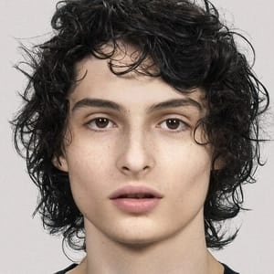 Assistir Finn Wolfhard online grátis no Superfilmes