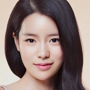 Assistir Lim Ji-yeon online grátis no Superfilmes